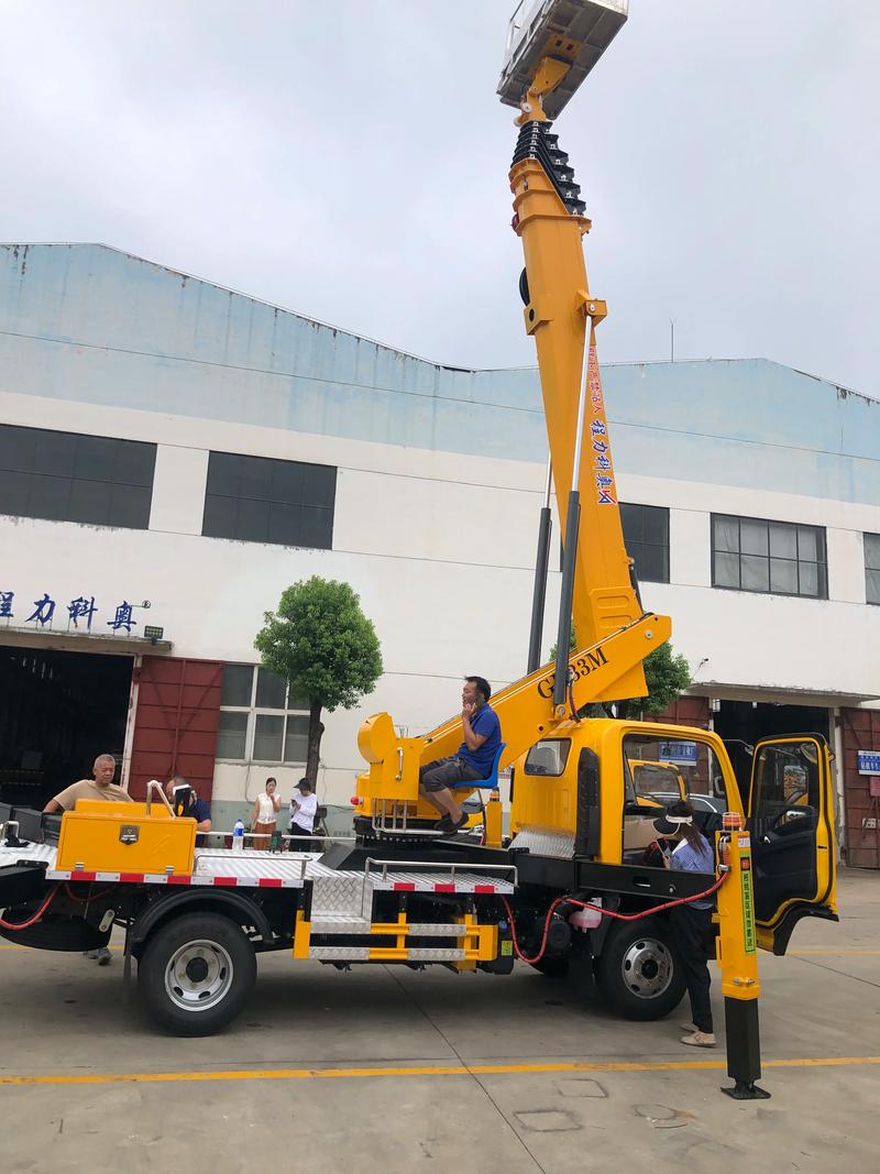 大同五十鈴高空作業車 專業供應廠家，伸縮臂長覆蓋廣